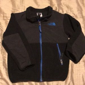 Boys North Face Fleece Zip Up coat.